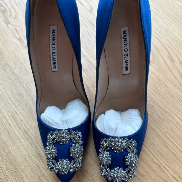 Manolo Blahnik 115 Satin Hangisi (Blue) - Picture 5 of 6